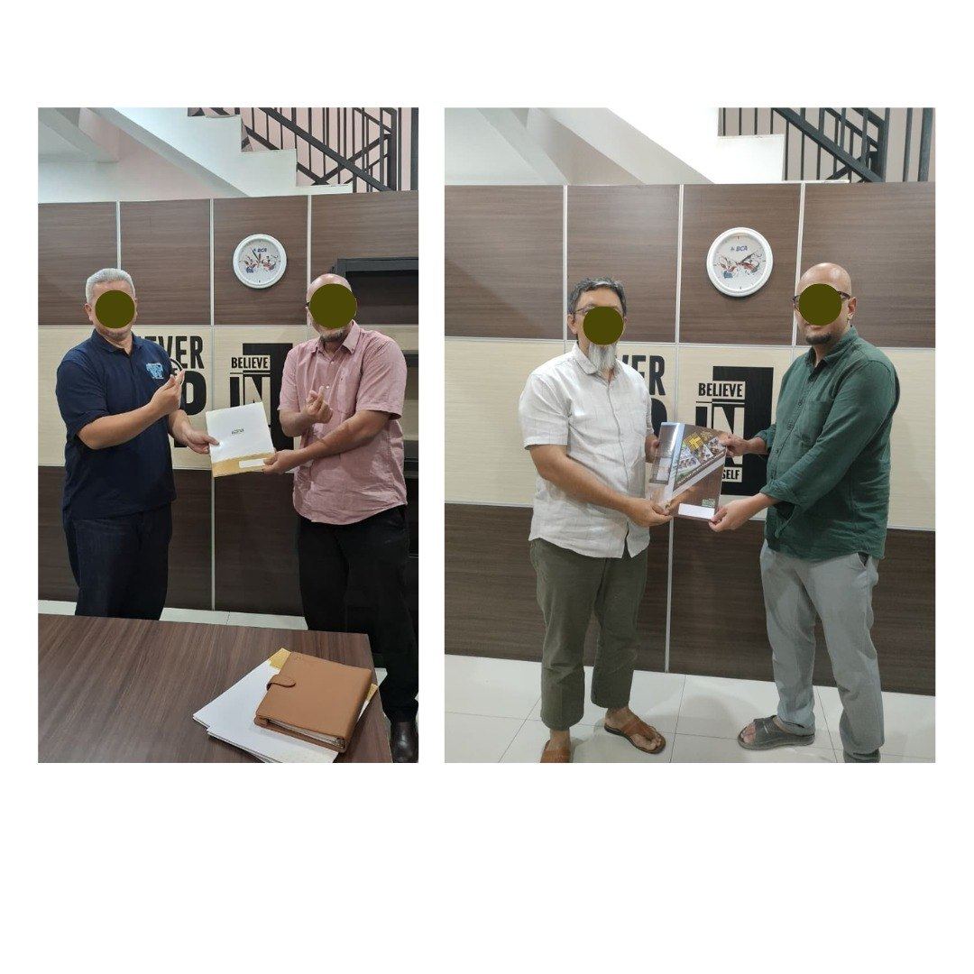 Dokumentasi serah terima Kahfi Prestige sebagai ilustrasi tahap akhir proses pembelian properti